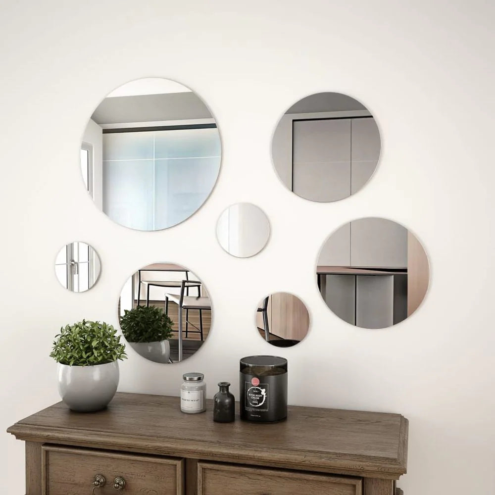 Picture Frames & Wall Decor